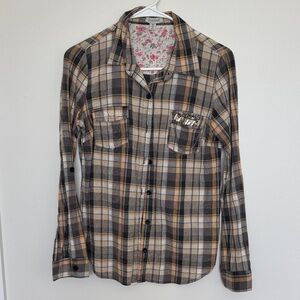 ❌LAST CHANCE❌ Stylebook Plaid Button-Up Shirt with Pocket Embellishment